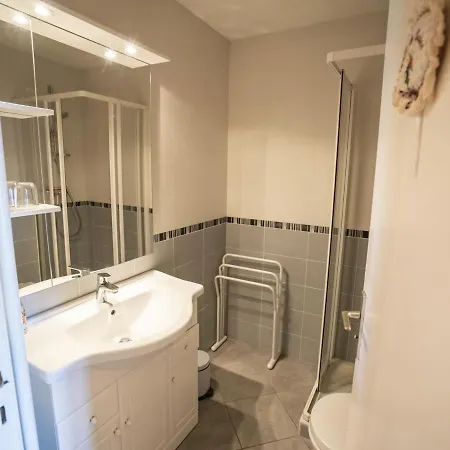 Cosy Avec Balcon, Equipe Pour 4, A 2 Pas Du Centre Et Des Remontees Mecaniques De Super-chatel - Fr-1-676-130 Apartment *