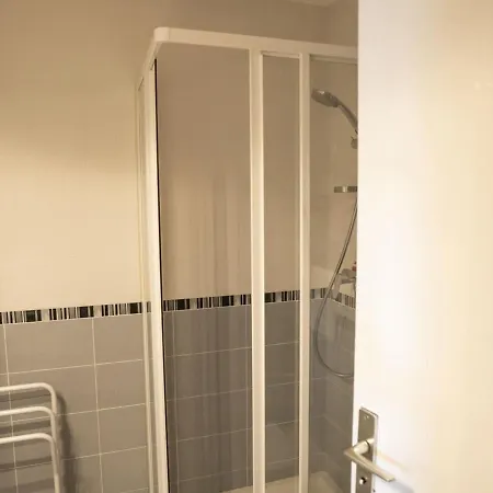 Apartment Cosy Avec Balcon, Equipe Pour 4, A 2 Pas Du Centre Et Des Remontees Mecaniques De Super-chatel - Fr-1-676-130 Chatel