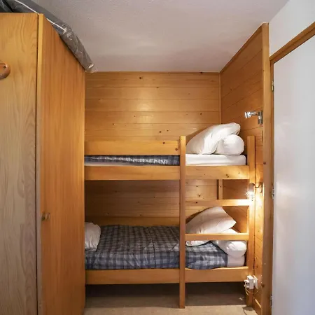 Apartment Cosy Avec Balcon, Equipe Pour 4, A 2 Pas Du Centre Et Des Remontees Mecaniques De Super-chatel - Fr-1-676-130